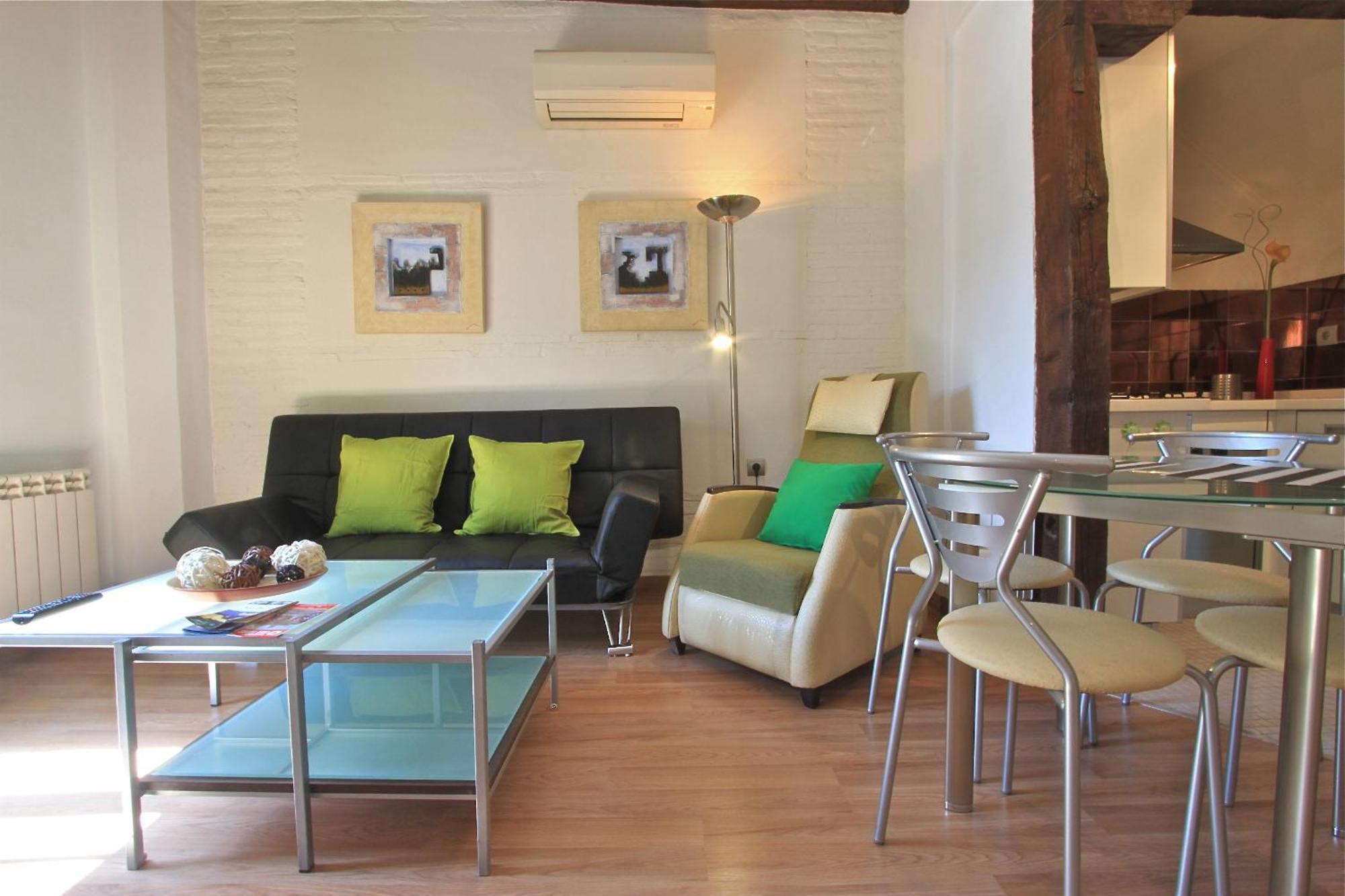 Apartamentos Inside Alhacaba Granada Habitación foto