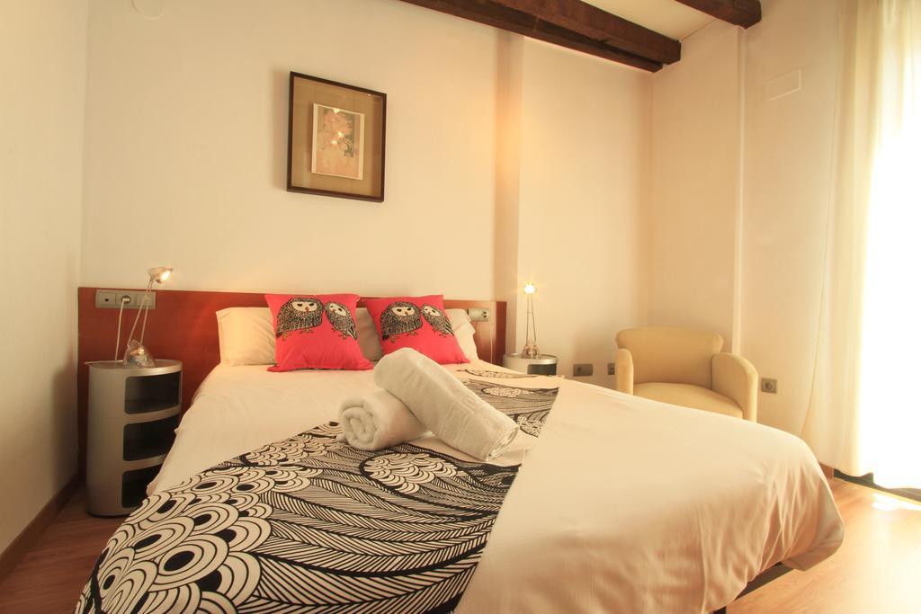 Apartamentos Inside Alhacaba Granada Habitación foto